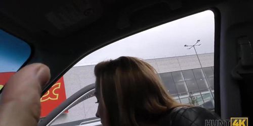 Hunt4K Bf Is Sitting In The Backseat While Girl Makes Money
