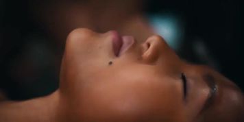 Bizarre Thai lesbian rituals (i)