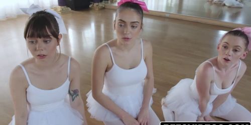 Stretching pussies means sitting on a penis