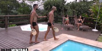 Resenha com as safadas Kelly Oliveira e Eva Daninha (Brad Montana, Lisa Ann, Stacy Cruz, Sunny Leone)