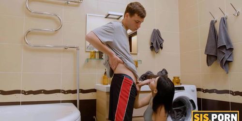 SISPORN&period; Horny girl Queenlin is penetrated by her own stepbrother (Queenlin Queenlin)