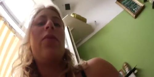 :) Lindsey juicing in Public. Risky indeed!