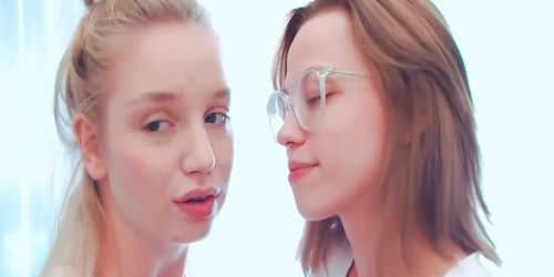 Lesbian Deepthroat Fest.....