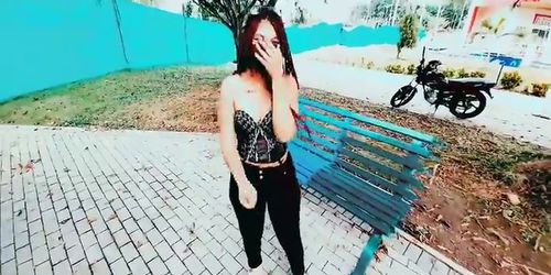 ME FOLLO A UNA MILF NALGONA, LE REGALO i5o DÓLARES PARA FOLLAR, Vídeo REAL CASERO.