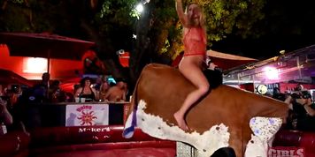naked bull giving it to sluts fantasy fest uncensored