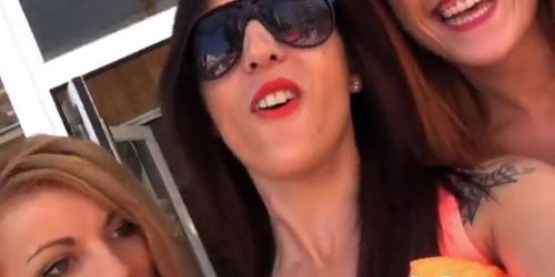 Sexy amateur blonde licked and fucked