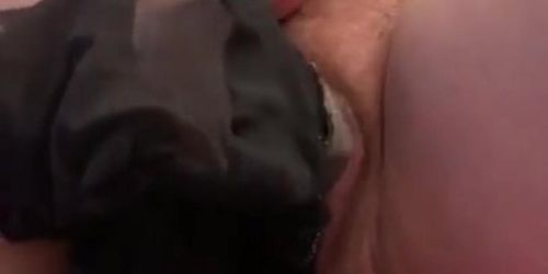 Stuffing my pregnant pussy with pantyhose