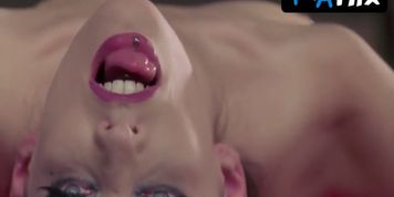 Guinevere Turner Breasts Scene in Preaching To The Perverted