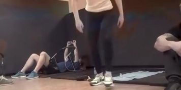 Stretchy girl does full splits (Bad Luck)