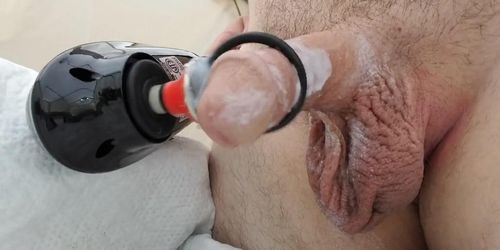 Messy quick cumshot massager hands free