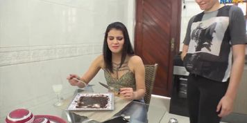 Brazilian farting contes in the house