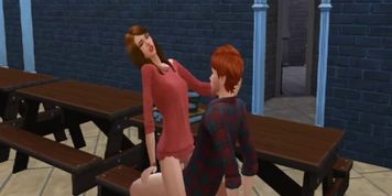 Harry Potter - A Sex Parody : Hermione Granger (Emma Watson) and Ron have sex in the big hall