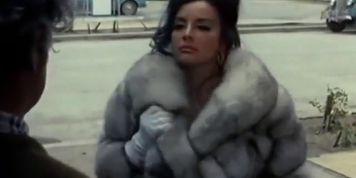 Isabel Sarli's Foxy Furs in "Fuego"