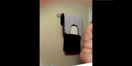 chubby Latina mother