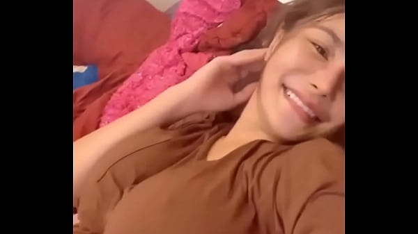 Mujer asiática caliente