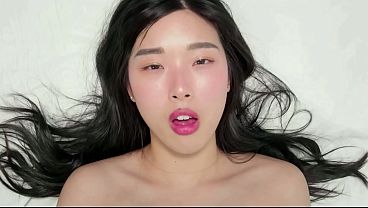 Mi linda esposa se asegura de que este masaje sea especial para mi novio.