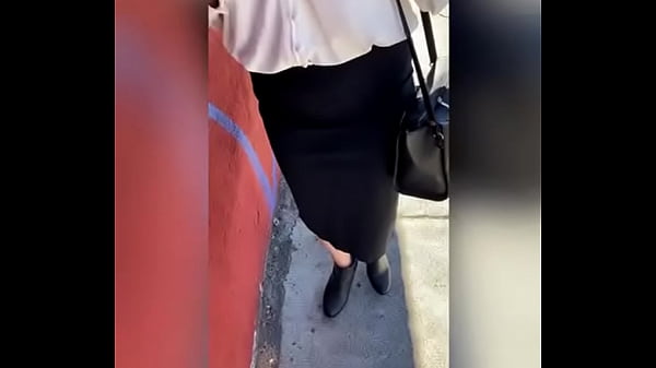 Le Doy Dinero a Señora en la Calle para que me Enseñe las TETAS y me la Chupe! VOL #i