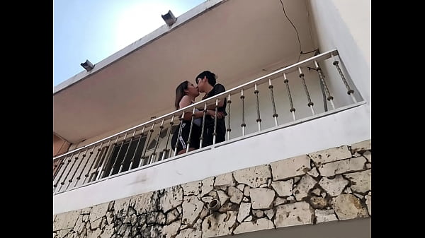 milf madura se folla a su vecino latino de i8 aÑos colombiano a el le encanta el culo grande porno en espanol