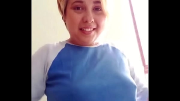 Intimate video of a nymphomaniac Argentine nurse is leaked