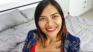 Licking My Cum Off My Thai Girlfriends Lips After Facial Fuck