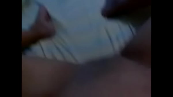VENEZUELAN SLUT MASTURBATES PART i