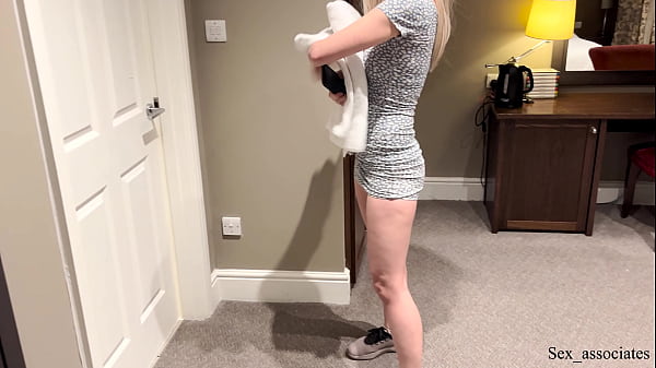 Sharing a bed with my hot stepmom ended up with an unexpected fuck