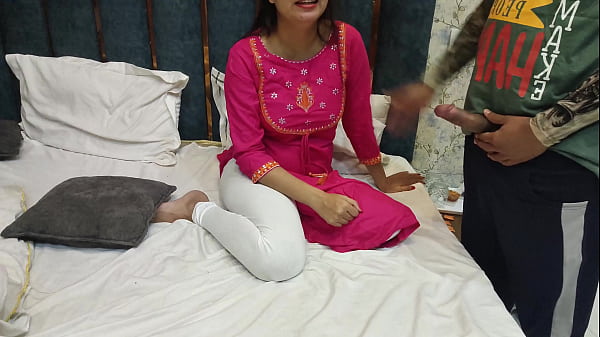 Desi stepsister occupied her stepbrother room for a night but he wanted to share his bed in hindi audio