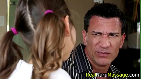 Poco nuru hottie clavado