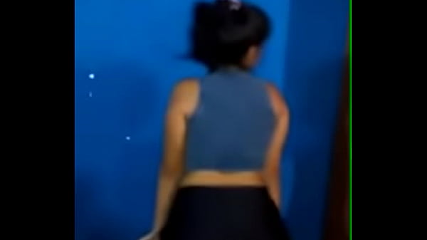 Argentinian girl moving sarpado