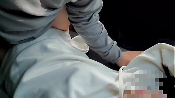 A esta mujer casada madura y de voluntad débil le encanta que la follen y le encanta el semen.