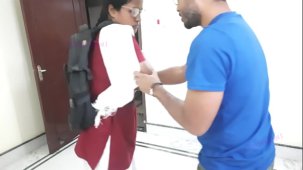 más caliente desi india chica Sexo en hindi diálogos
