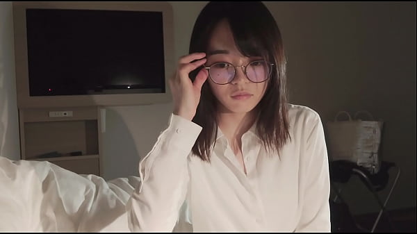 Es un video de unos i5 minutos y se inserta, hermosa squirting