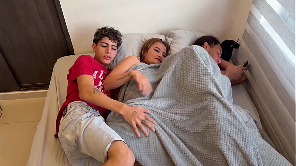 Stepson manages to share a bed with his stepmother and fulfills his fantasy without being seen.