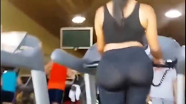 pawg alemán en el gimnasio