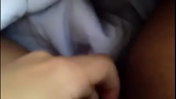 Latina pussy fingering