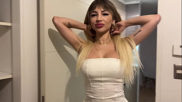 Video leaked of Chilean kitten Veve fucking a 2o-year-old fan in Providencia, SANTIAGO DE CHILE