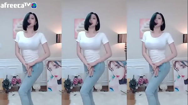 Sexy Korean dancing