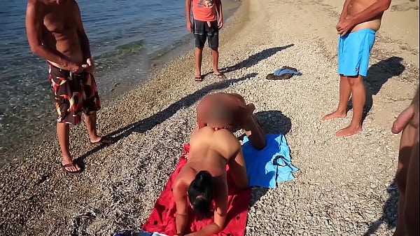 THE HOTTEST BEACH FUCK I'VE EVER EXPERIENCED!