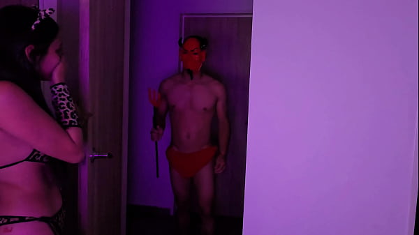 HALLOWEEN has arrived and in the form of very hard sex - Facial Cumshot