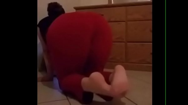 pawg booty in red scrubs