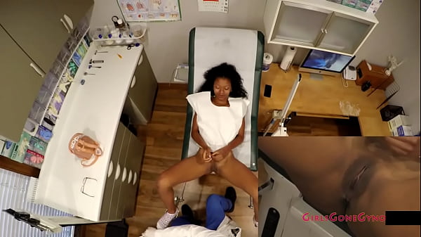 Examen físico de ingreso a la Universidad de Tampa - Nikki Star
