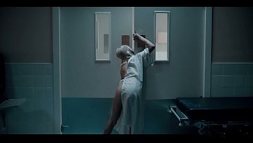 Parodia de Silent Hill Futa Nurses: Emma Rosie atrapada en el caos del bondage con el tráiler de Trans Monster Nurses