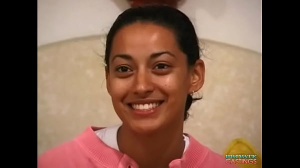 Paola, La Mexicana Picante en el Casting Privado