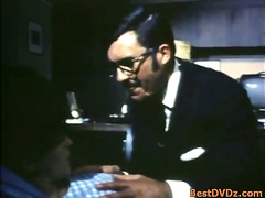 Lewd doctor seduced sexy woman