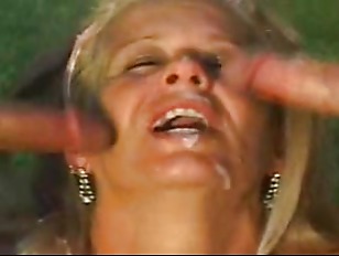 Moms anal and double penetration outdorr