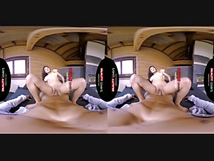 RealityLovers Busty Colombian Milf VR