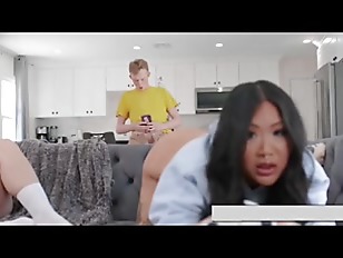 Tattooed Hot Ass Hollywood & Connie Perignon Are Not Easy To Impress When It Comes To SexpZiPo